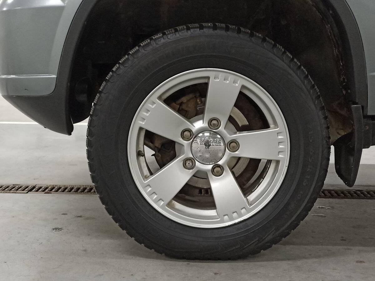 Б/У Шевроле Нива 2012 года. Фото: #17