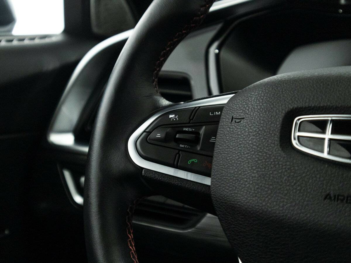 Geely Tugella 2022 года с пробегом. Фото: #26