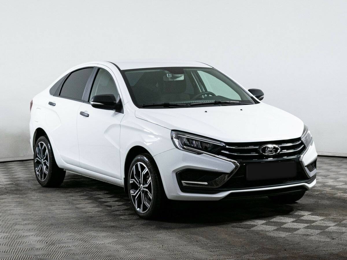 Б/У Лада (ВАЗ) Веста 2024 года. Фото: #2