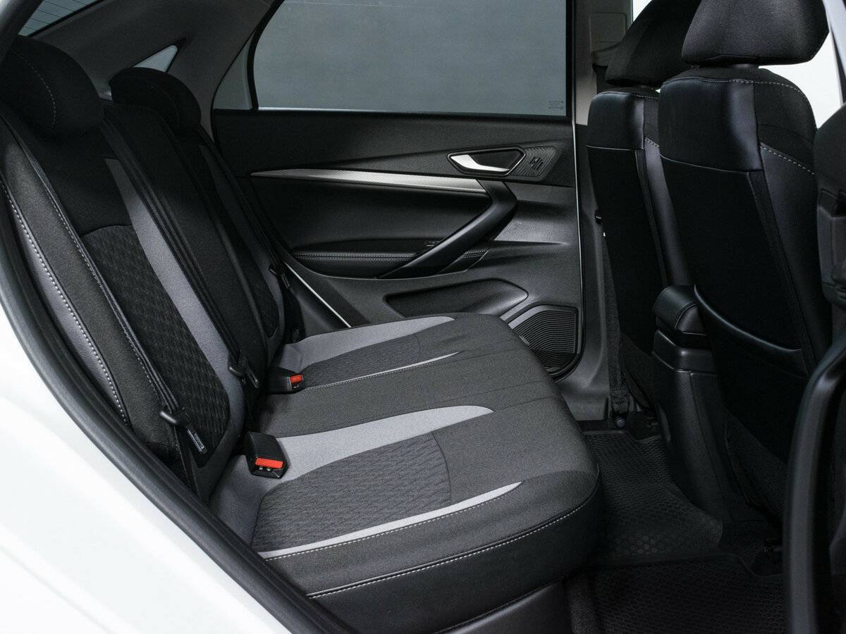 Б/У Лада (ВАЗ) Веста 2024 года. Фото: #9