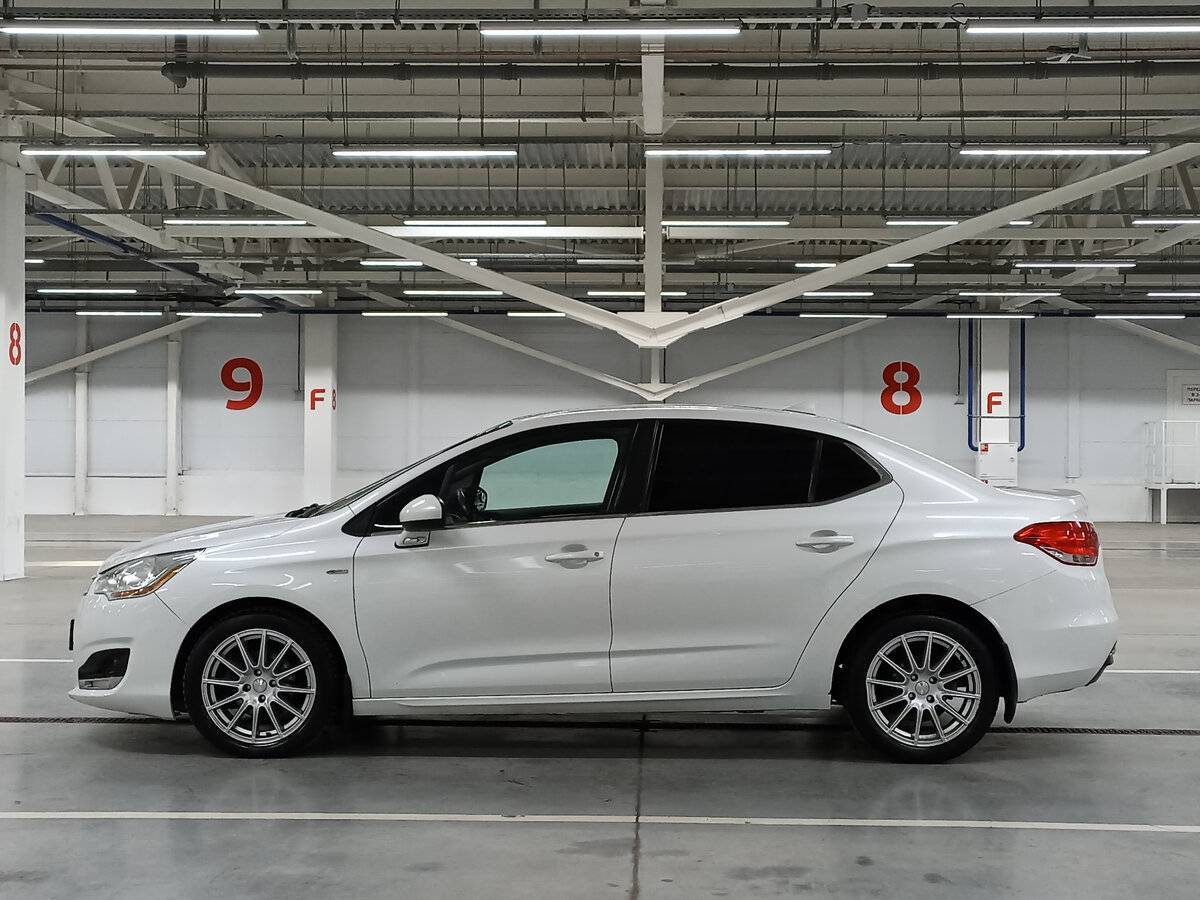 Б/У Ситроен Ц4 2013 года. Фото: #7