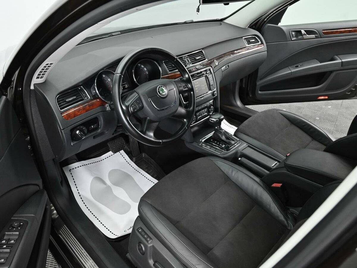 Б/У Шкода Суперб 2012 года. Фото: #6