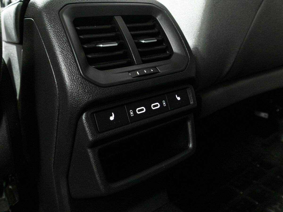 Volkswagen Taos 2021 года с пробегом. Фото: #22