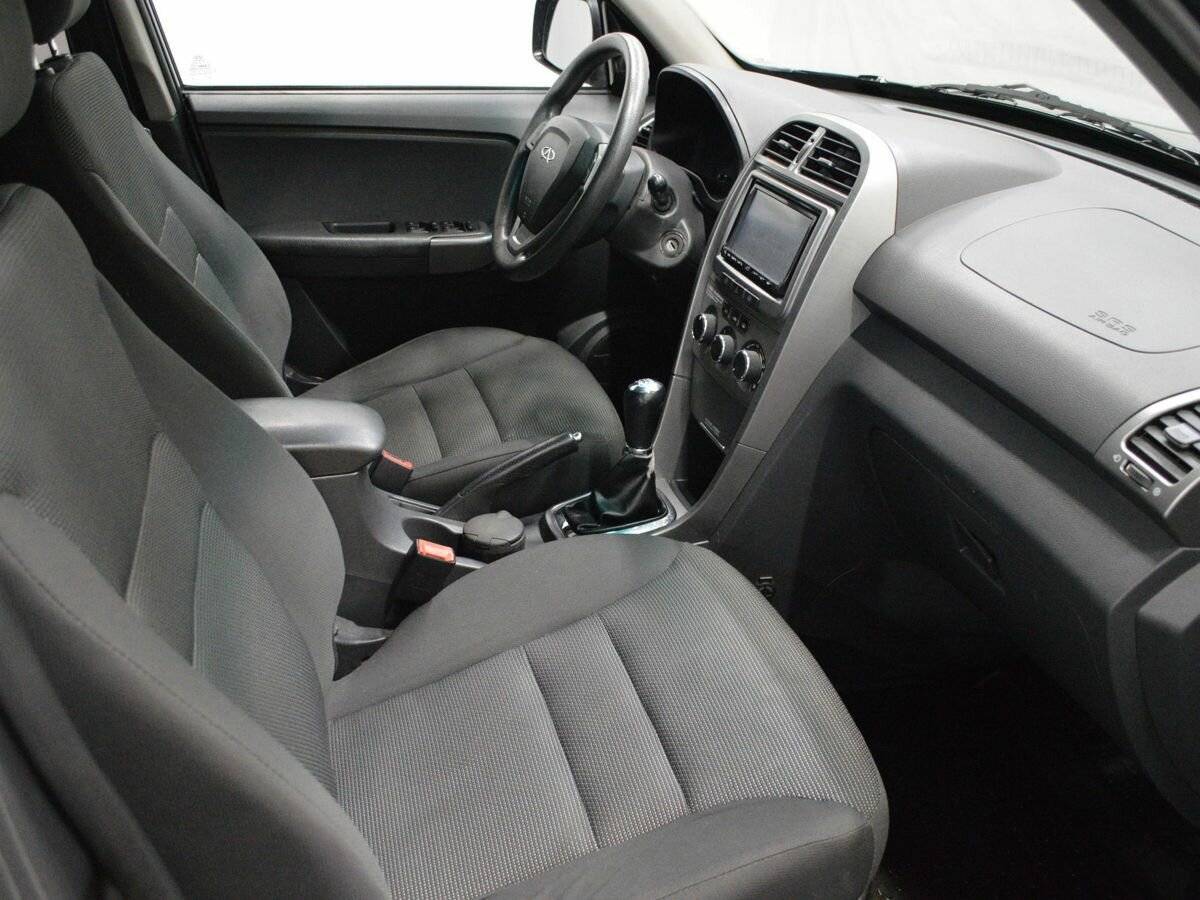 Chery Tiggo (T11) 2015 года с пробегом. Фото: #11