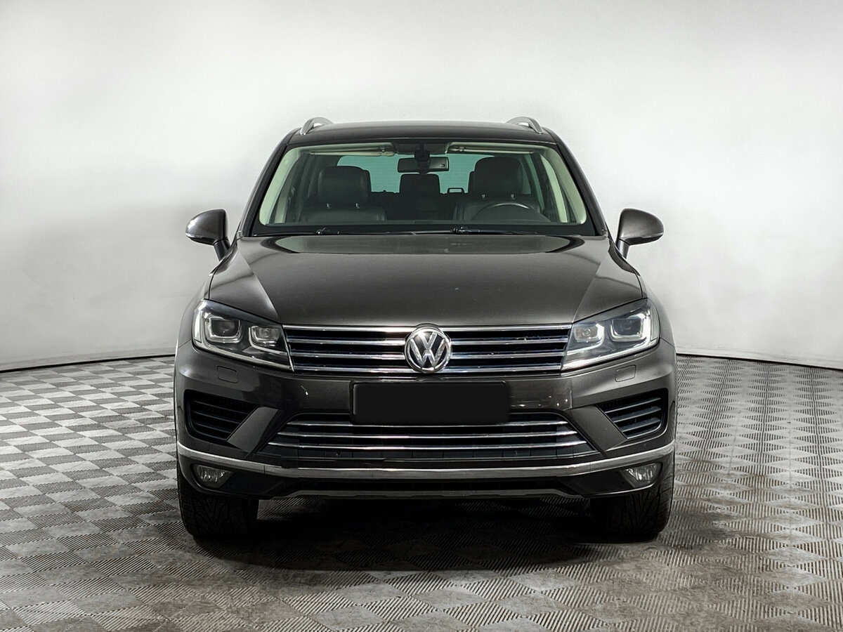 Volkswagen Touareg 2015 года с пробегом. Фото: #1