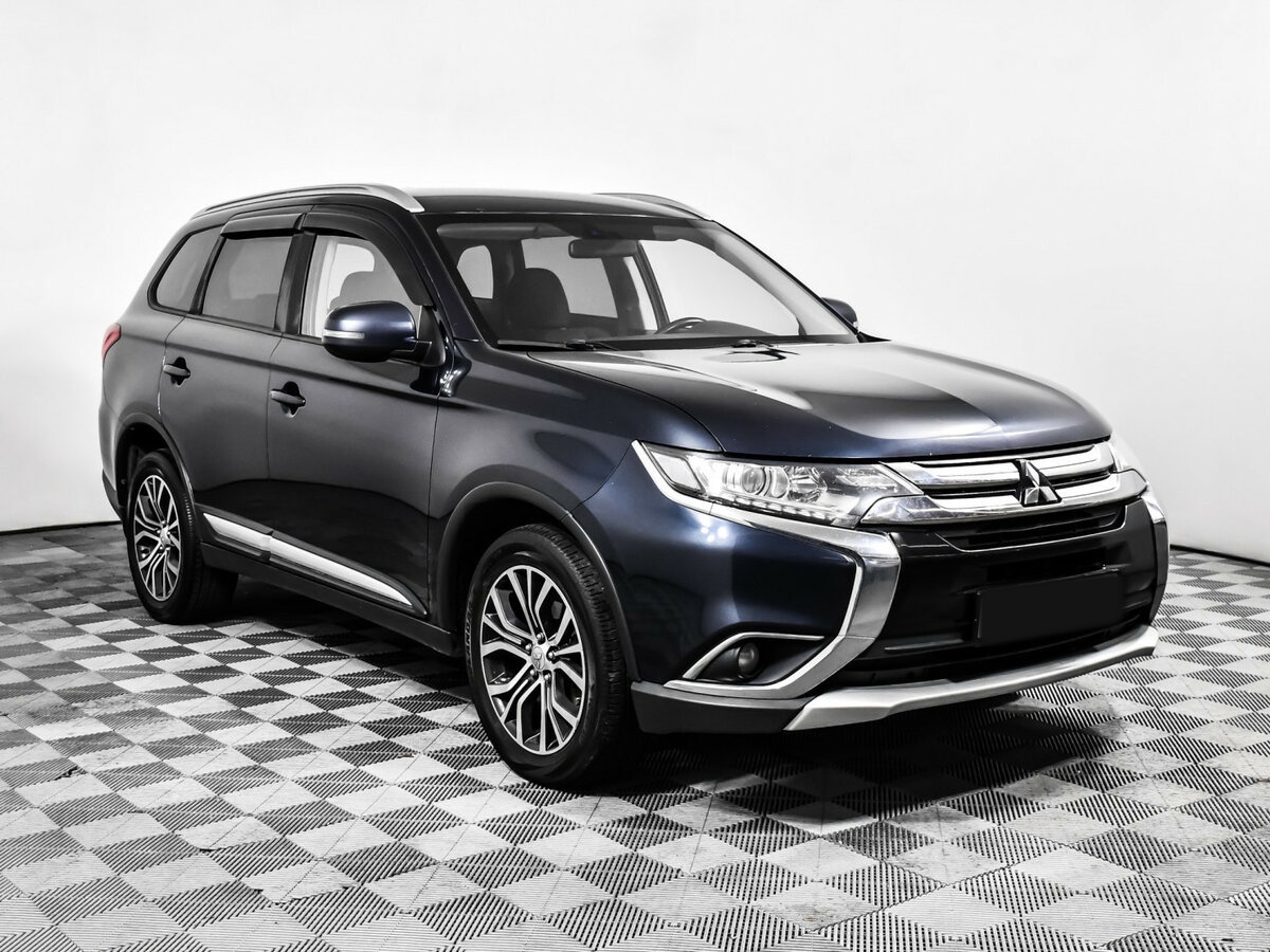 Mitsubishi Outlander 2018 года с пробегом. Фото: #2