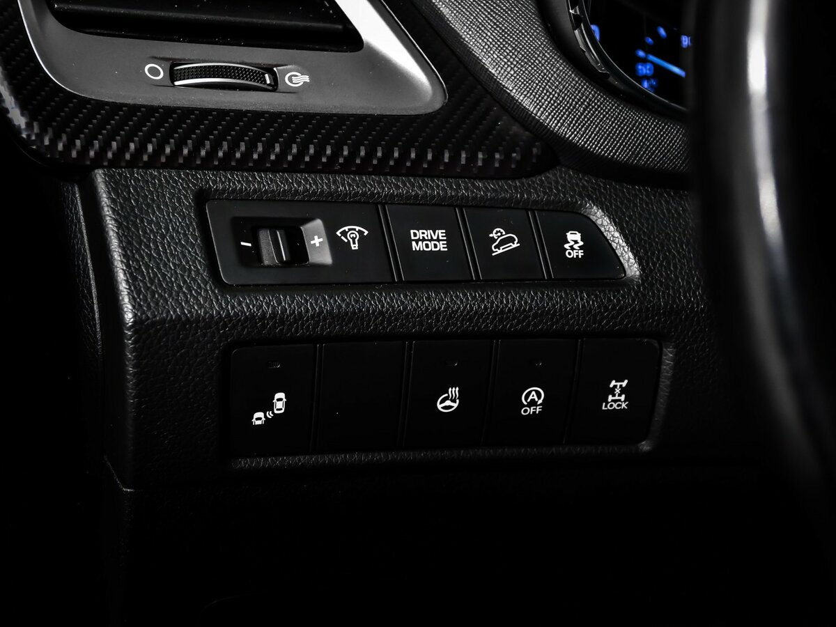 Hyundai Santa Fe 2017 года с пробегом. Фото: #15