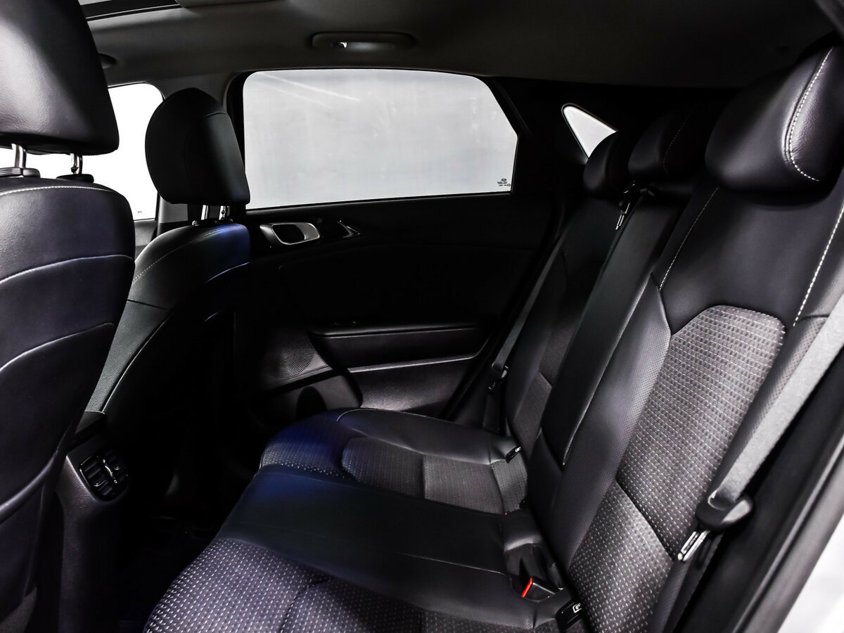 Б/У Киа Сид 2018 года. Фото: #10