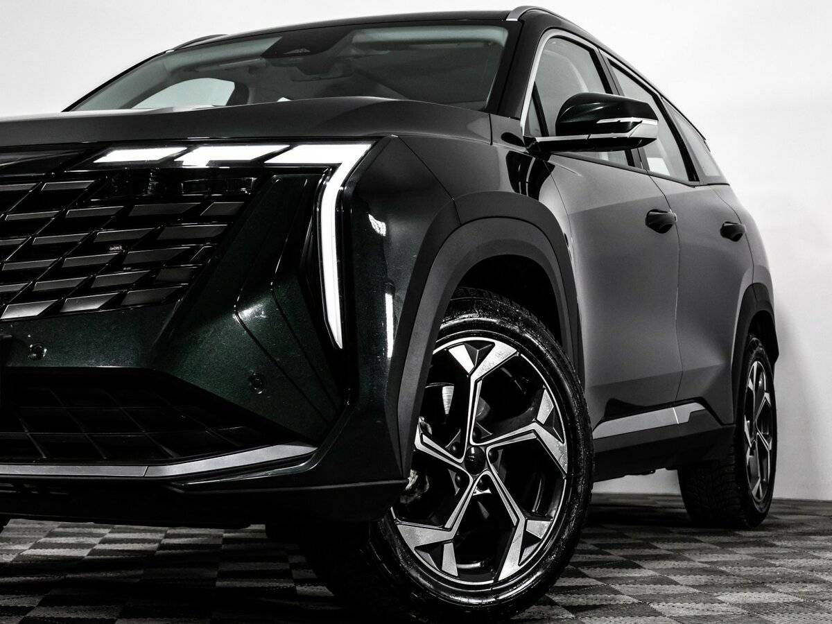 Б/У Джили Атлас 2023 года. Фото: #1