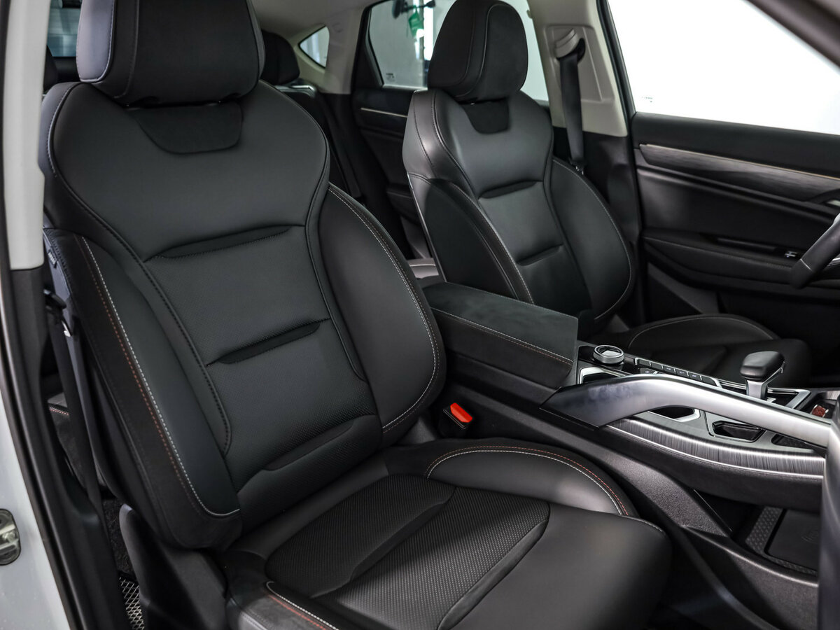 Geely Tugella 2021 года с пробегом. Фото: #24