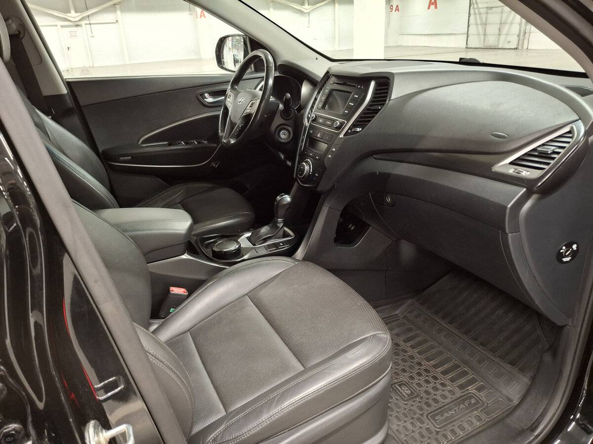 Б/У Хендай Санта Фе 2018 года. Фото: #10