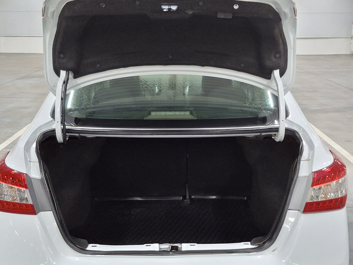 Б/У Ниссан Сентра 2014 года. Фото: #9