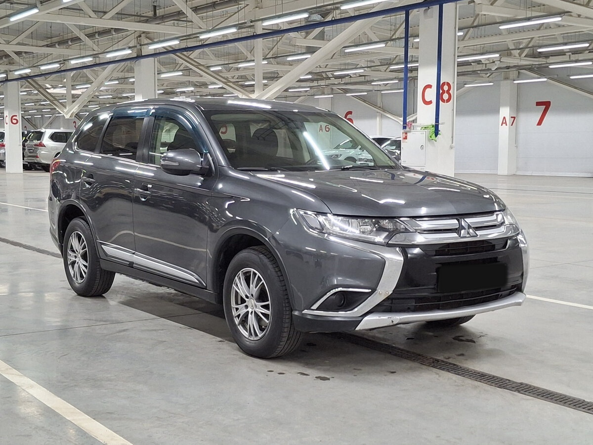 Mitsubishi Outlander 2015 года с пробегом. Фото: #2