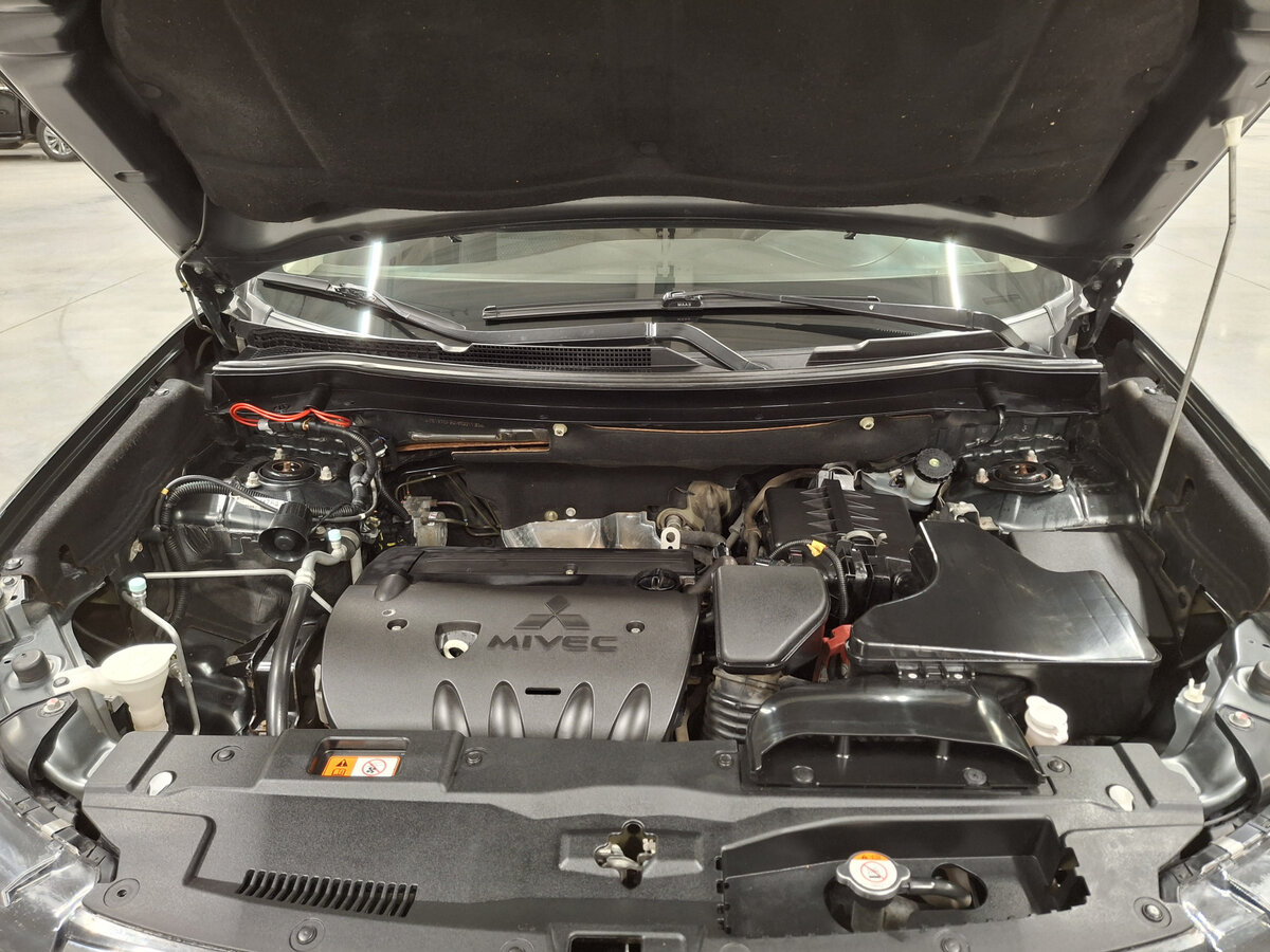 Mitsubishi Outlander 2015 года с пробегом. Фото: #8