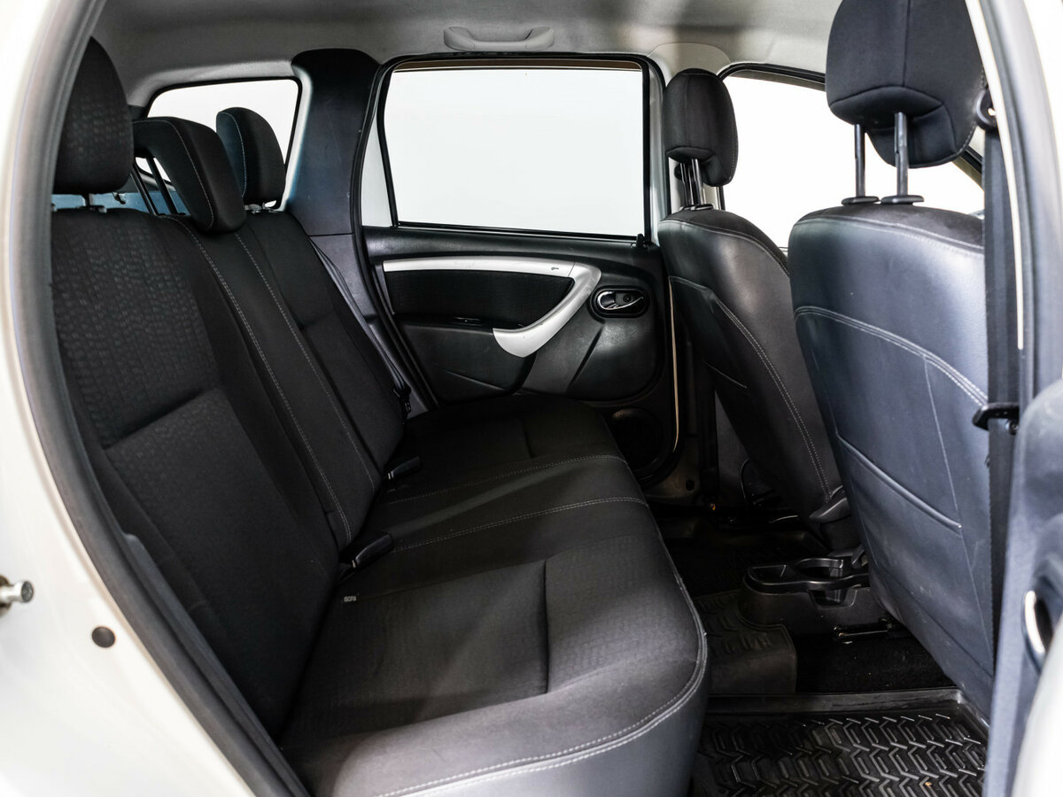 Б/У Ниссан Террано 2014 года. Фото: #11