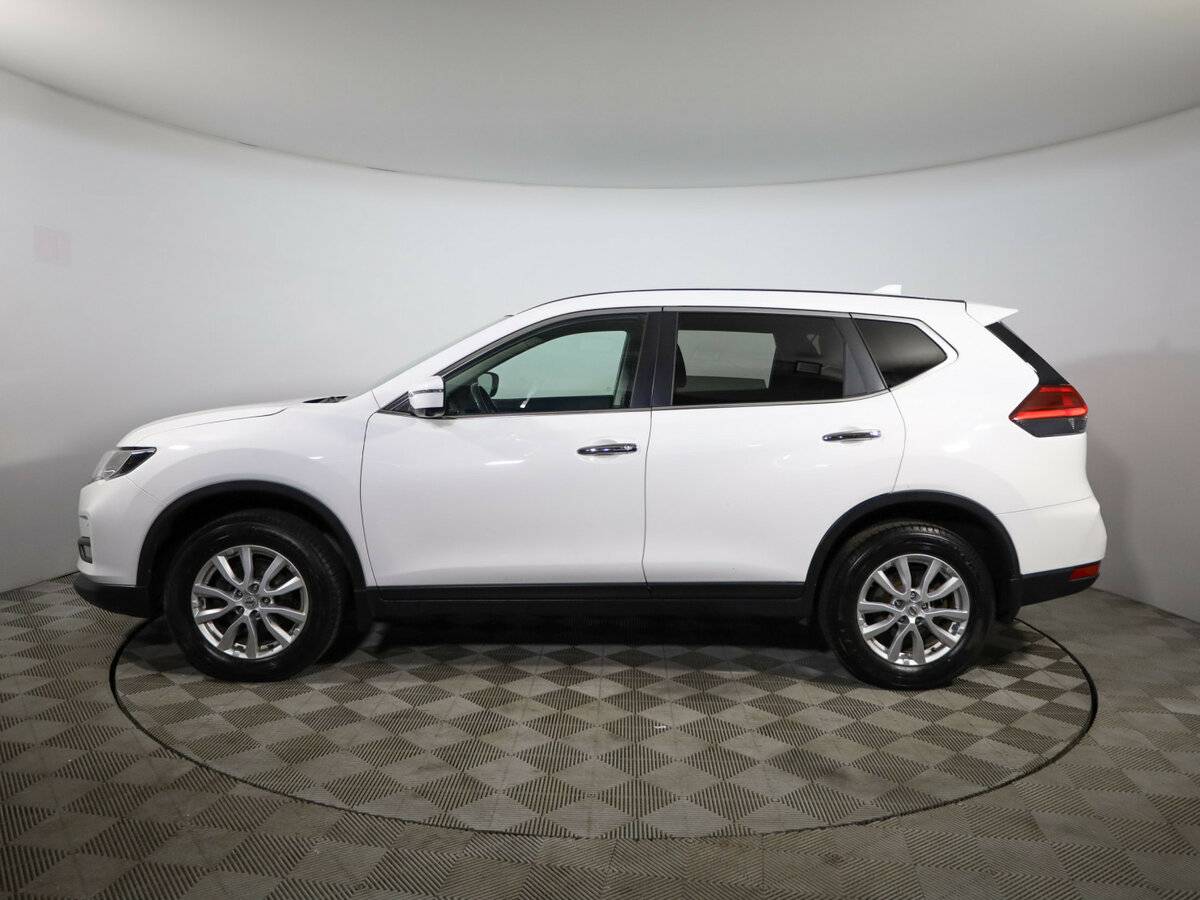 Б/У Ниссан Икс-Трейл 2019 года. Фото: #7