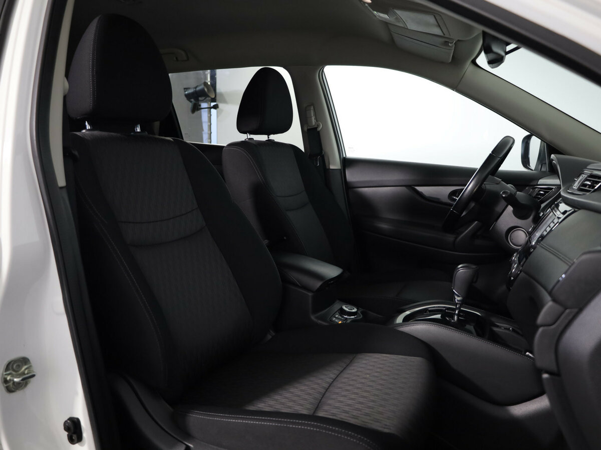 Б/У Ниссан Икс-Трейл 2019 года. Фото: #11