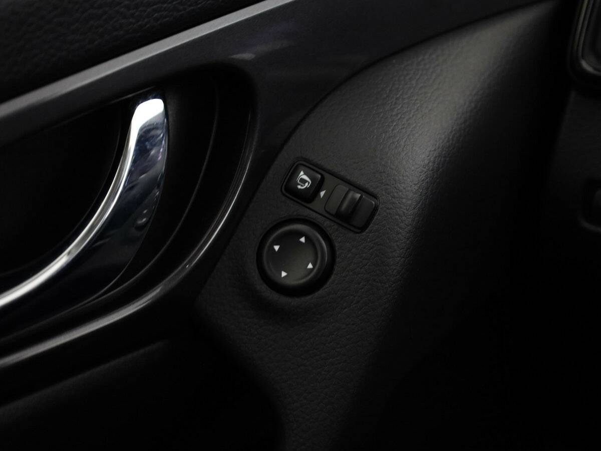 Б/У Ниссан Икс-Трейл 2019 года. Фото: #24