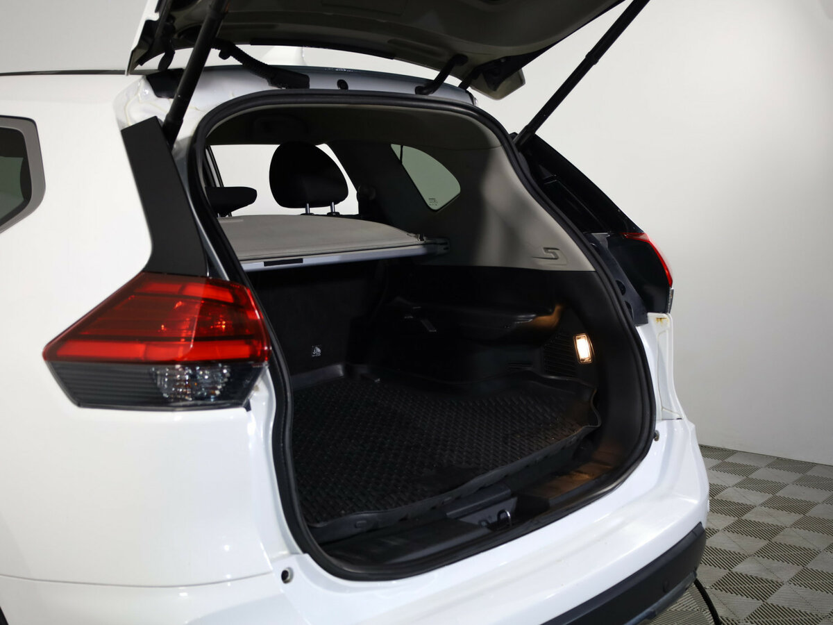 Б/У Ниссан Икс-Трейл 2019 года. Фото: #26