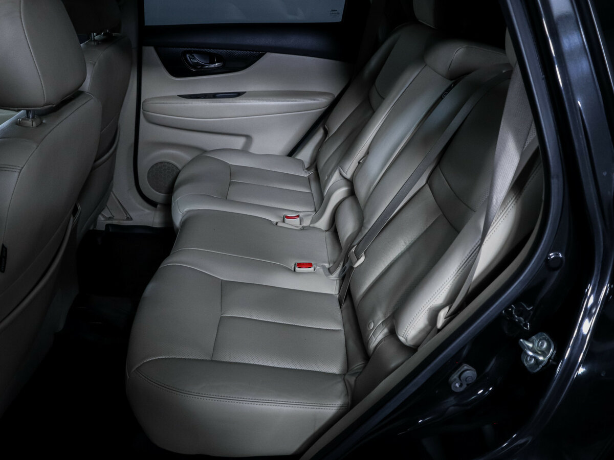 Б/У Ниссан Икс-Трейл 2018 года. Фото: #7