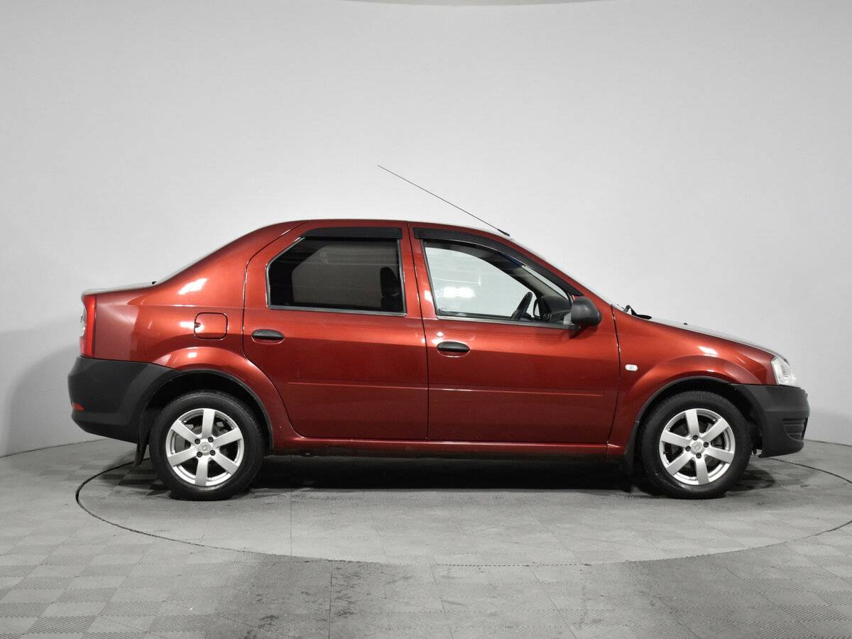 Renault Logan 2013 года с пробегом. Фото: #3