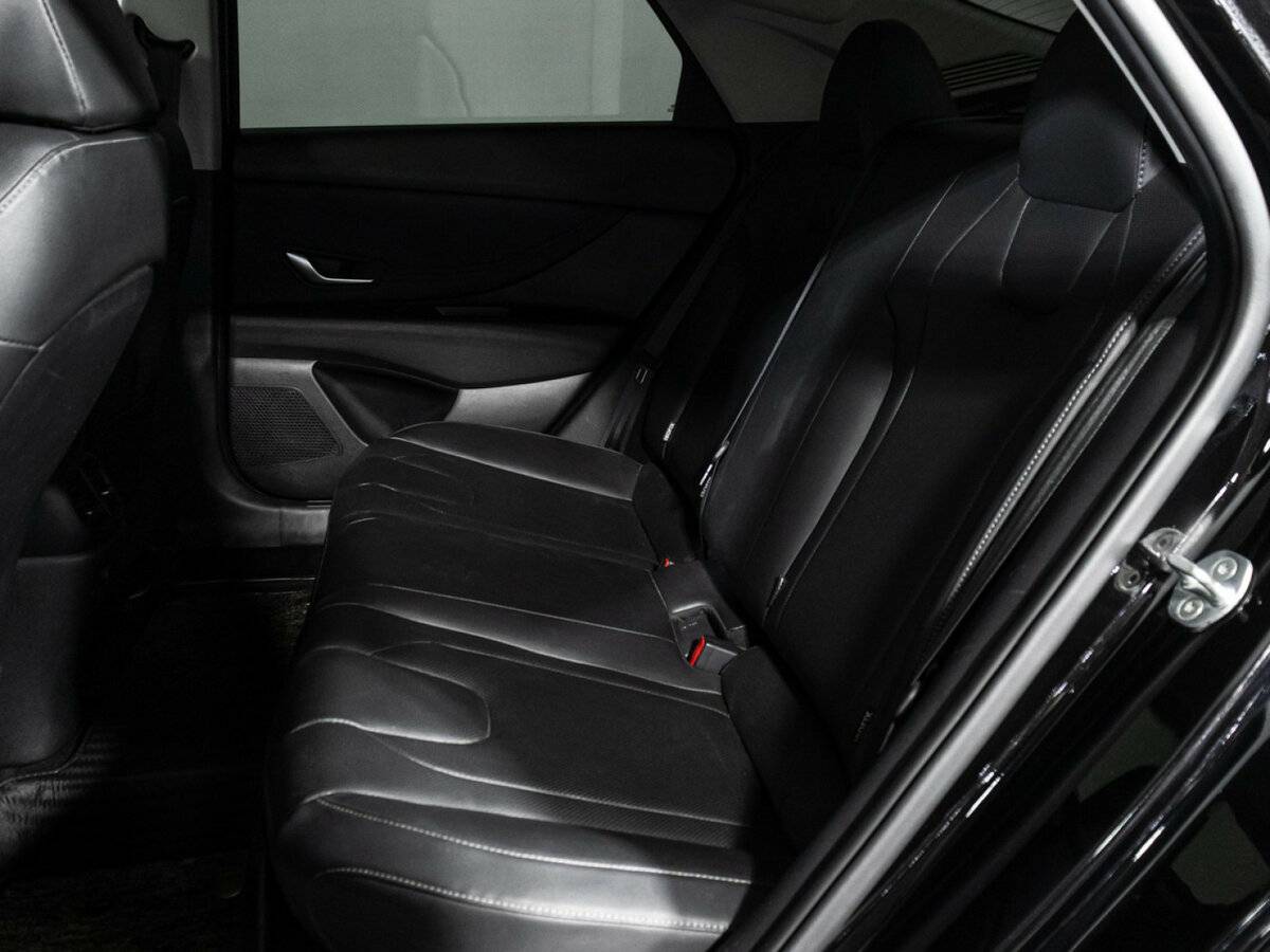 Б/У Хендай Елантра 2023 года. Фото: #9