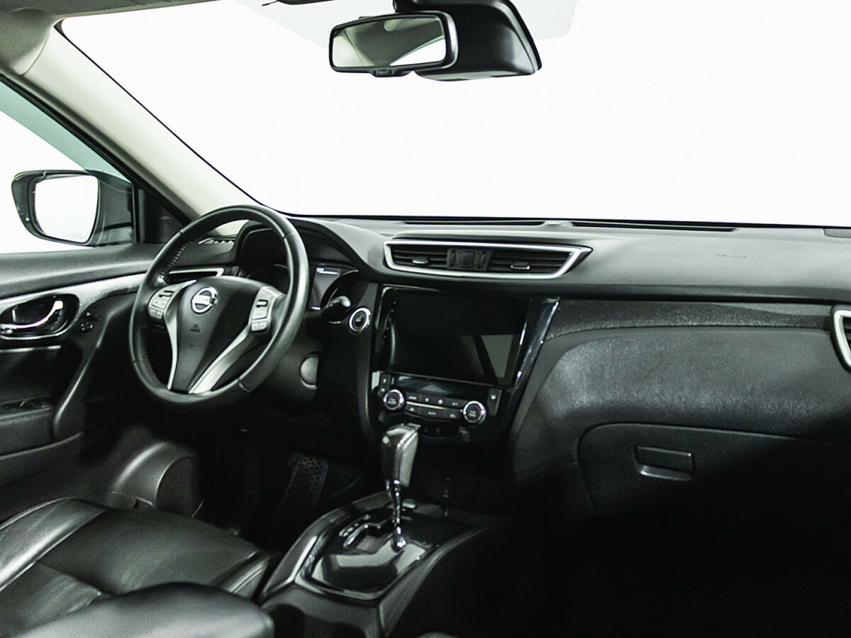 Б/У Ниссан Икс-Трейл 2017 года. Фото: #6