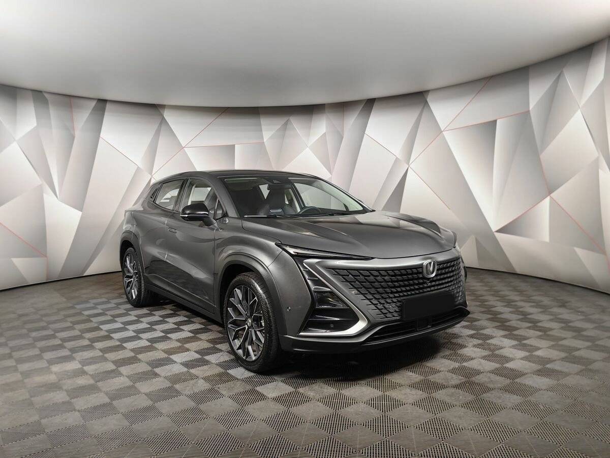 Б/У Чанган УНИ-Т 2023 года. Фото: #2