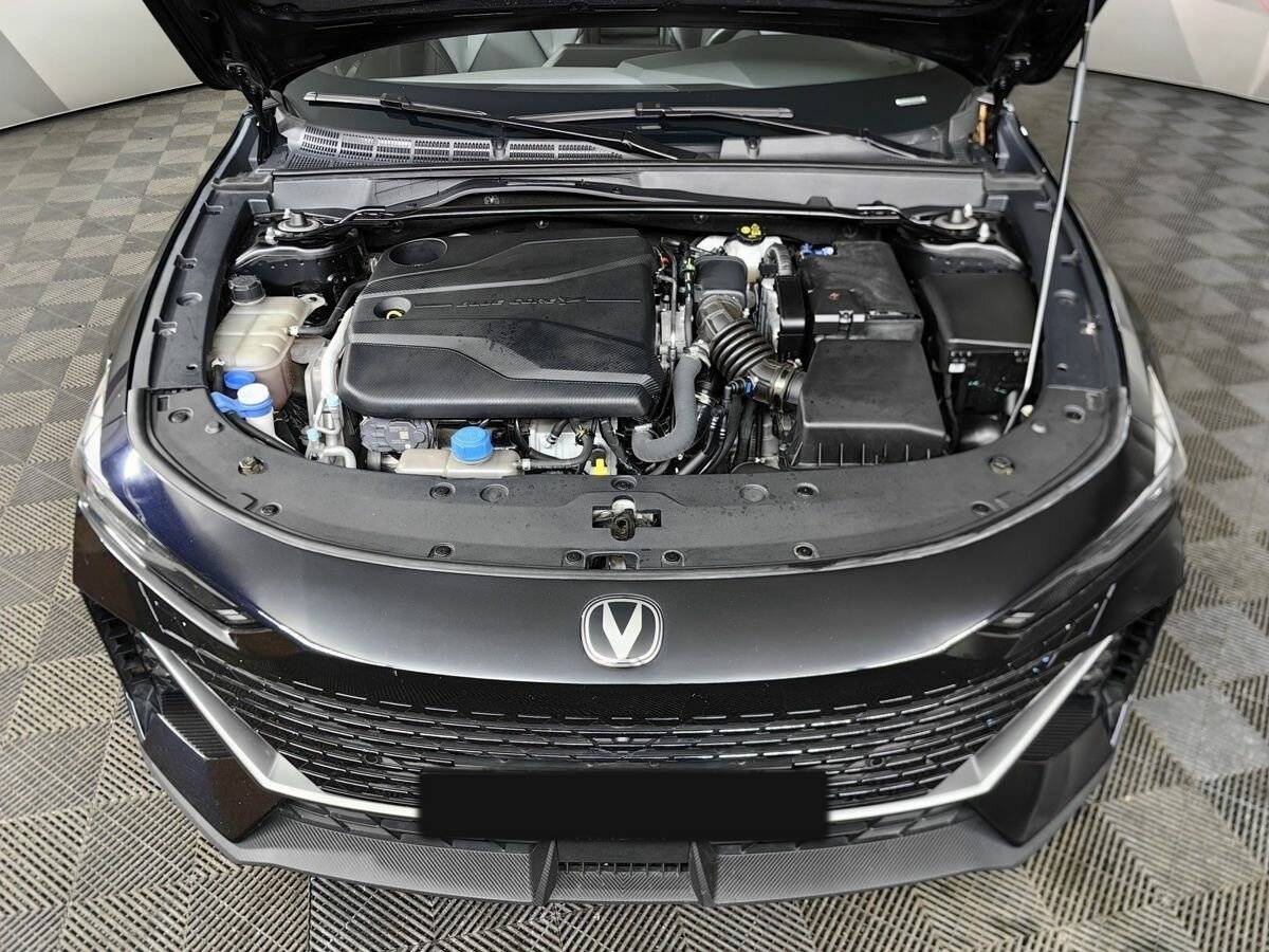 Б/У Чанган УНИ-В 2023 года. Фото: #17