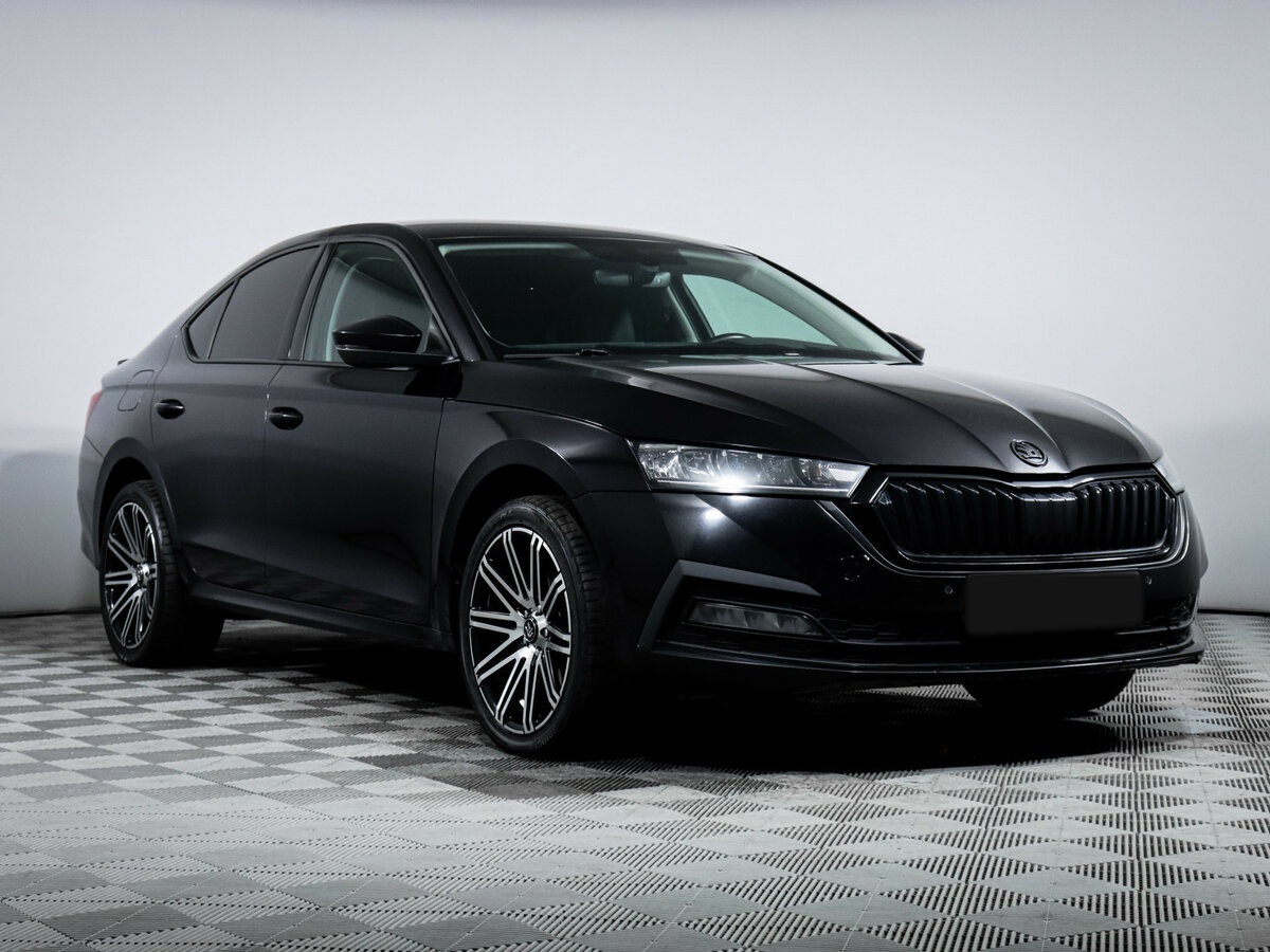 Б/У Шкода Октавия 2020 года. Фото: #2