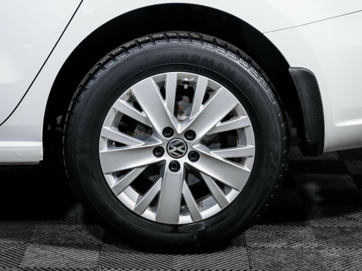 Б/У Фольксваген Поло 2014 года. Фото: #11