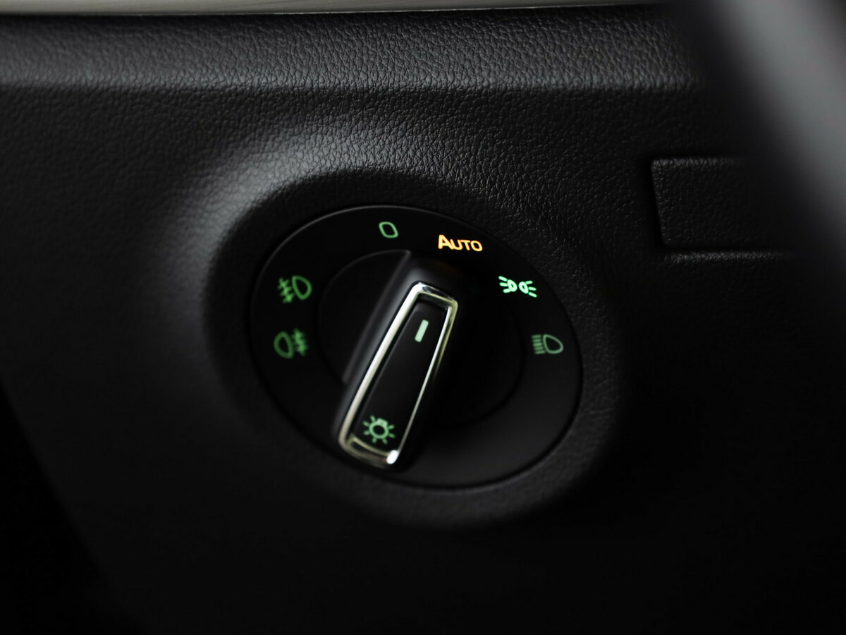 Б/У Шкода Рапид 2020 года. Фото: #13