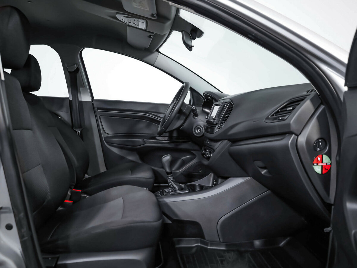 Б/У Лада (ВАЗ) Веста 2018 года. Фото: #17