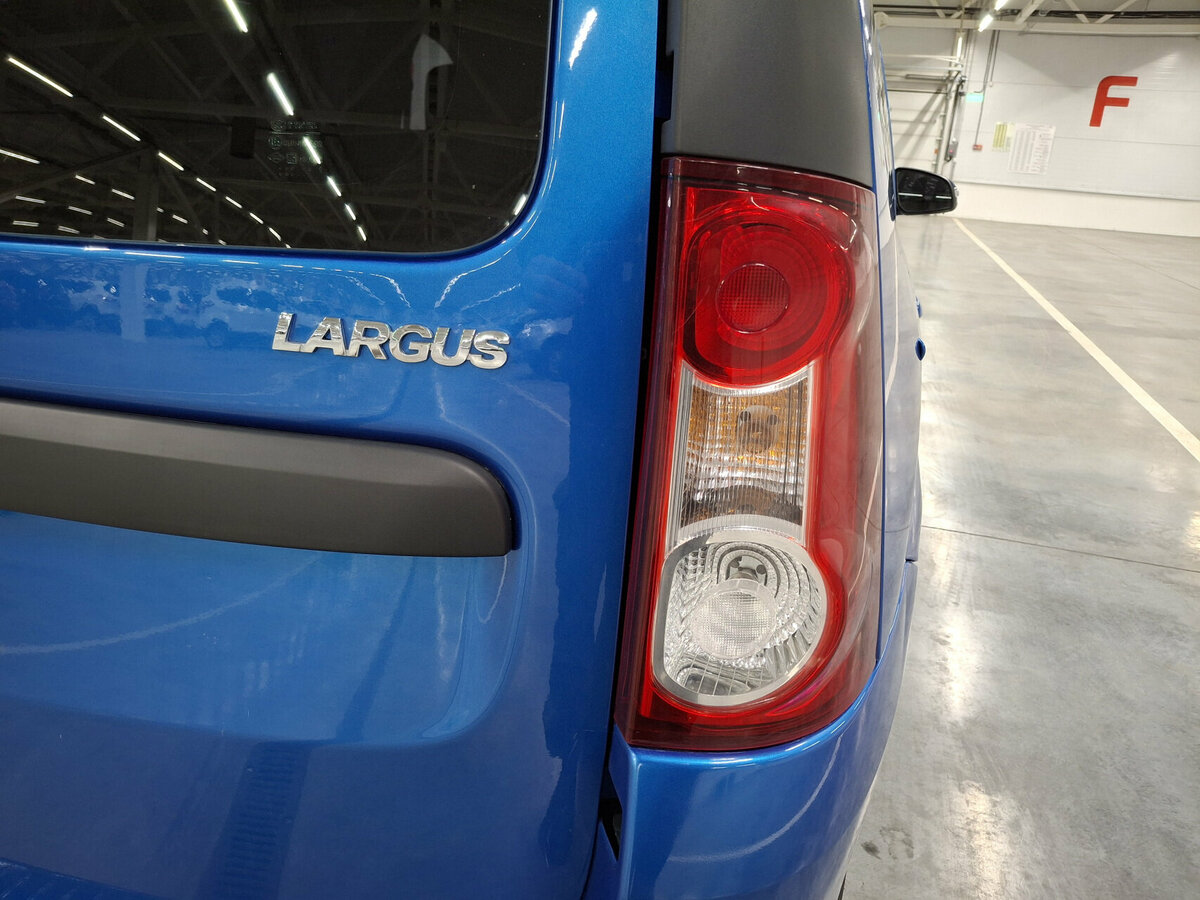 Б/У Лада (ВАЗ) Ларгус 2021 года. Фото: #8