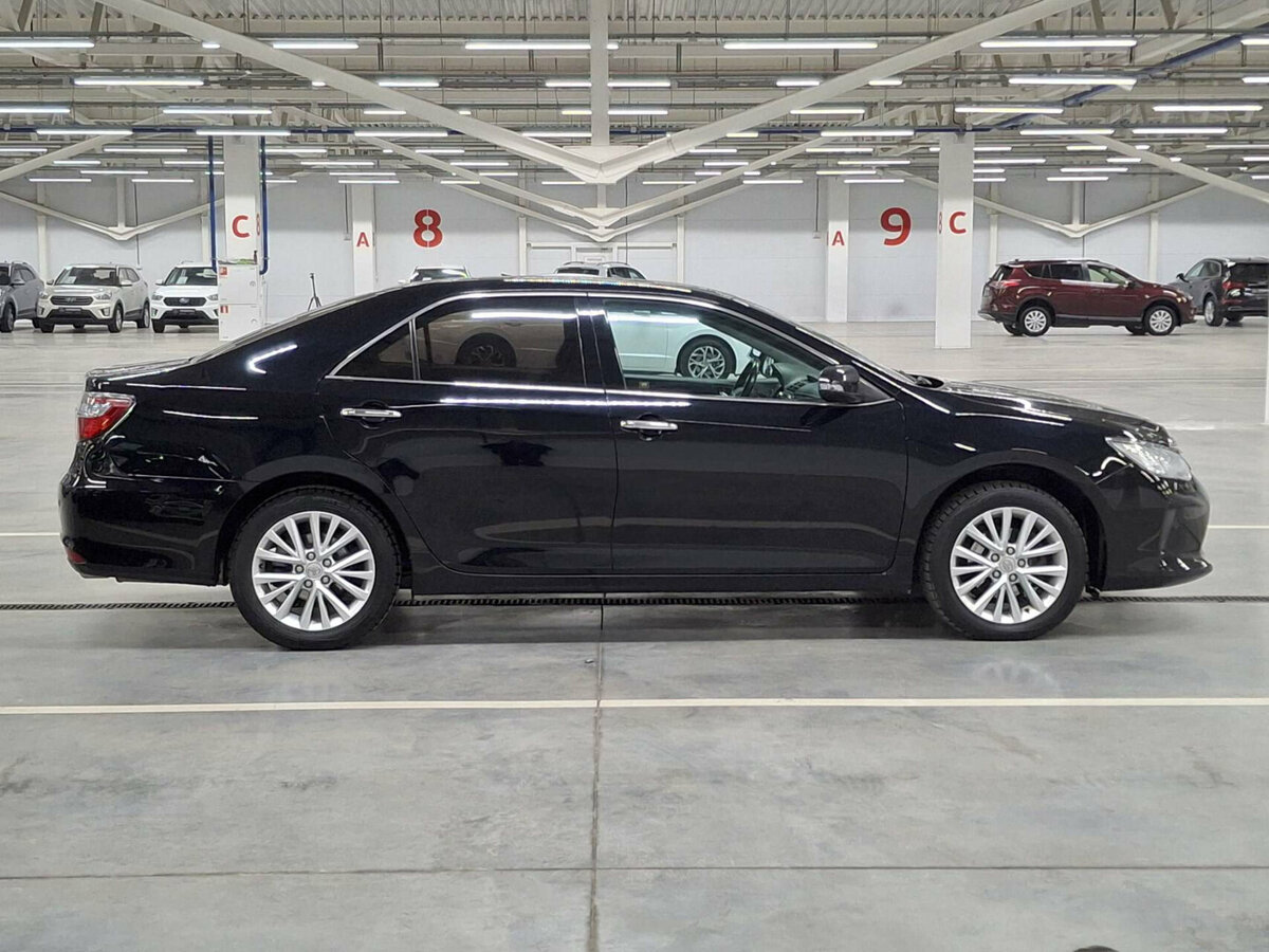 Б/У Тойота Камри 2015 года. Фото: #3