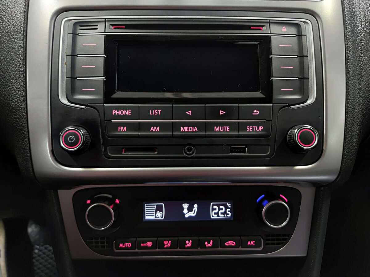 Б/У Фольксваген Поло 2016 года. Фото: #13