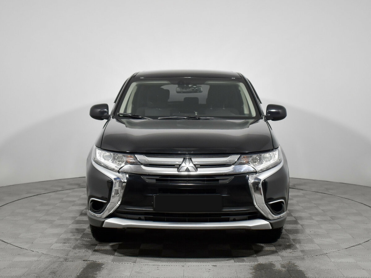 Mitsubishi Outlander 2018 года с пробегом. Фото: #1