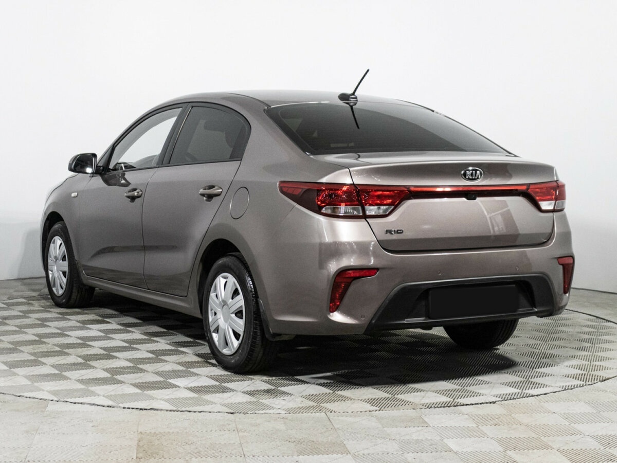 Б/У Киа Рио 2018 года. Фото: #6