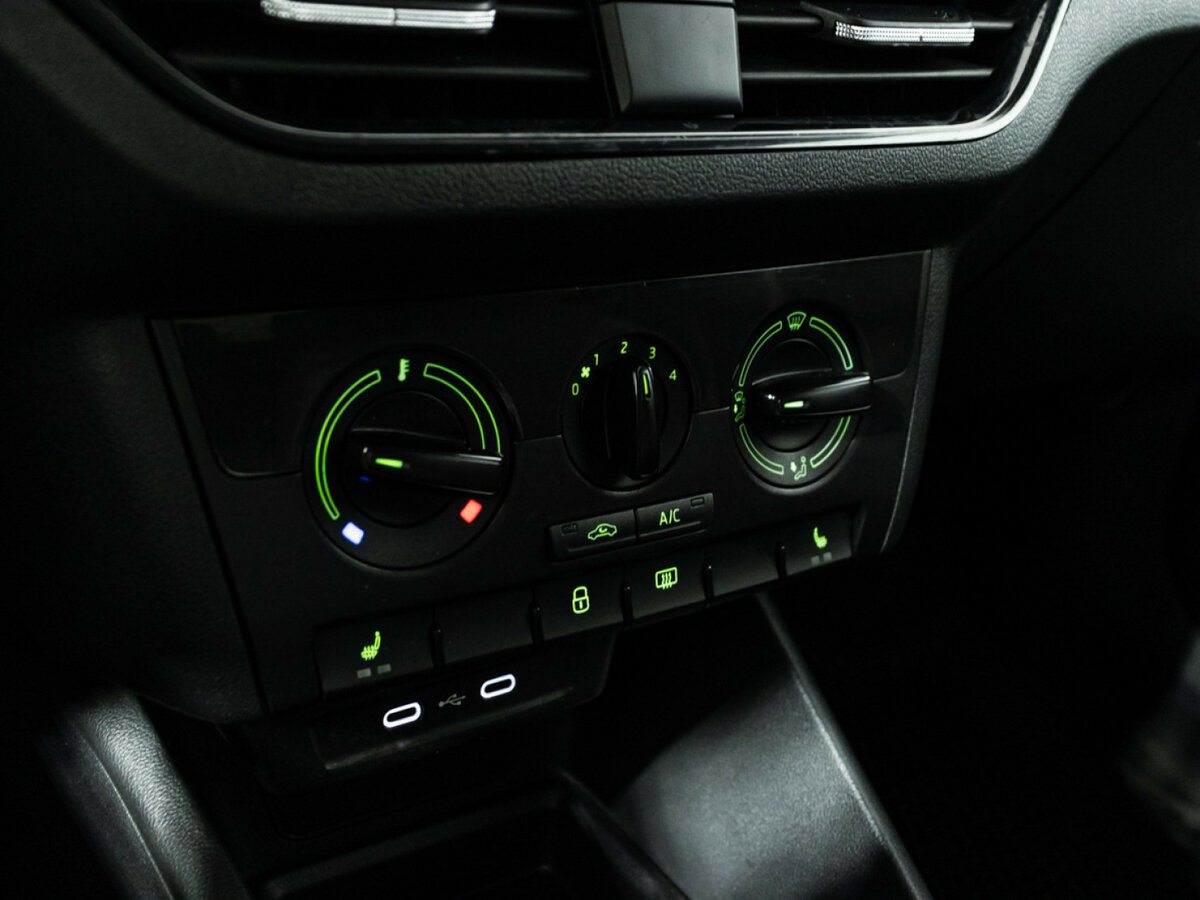 Б/У Шкода Рапид 2020 года. Фото: #15