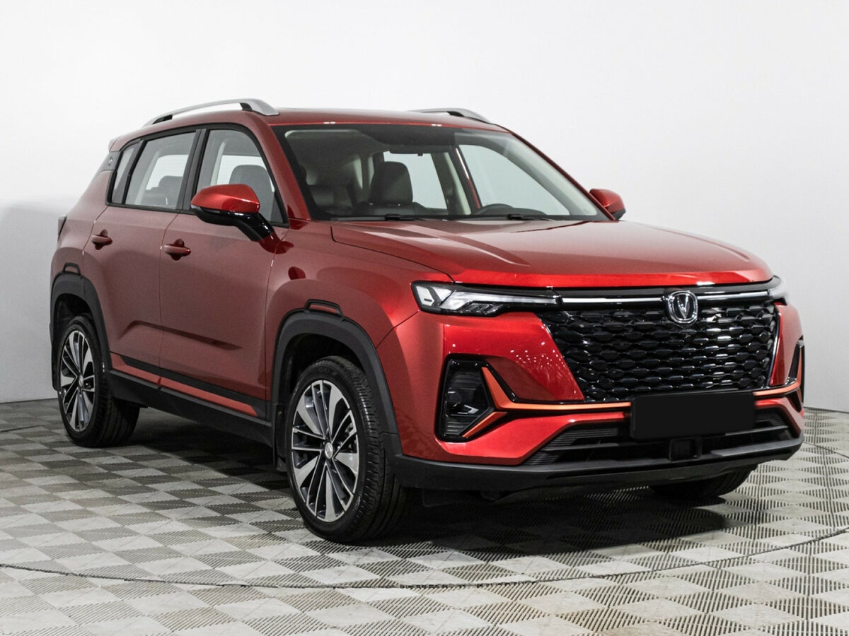 Б/У Чанган CS35 Plus 2024 года. Фото: #2