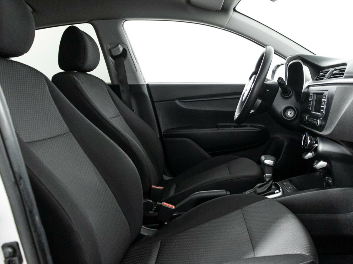 Б/У Киа Рио 2021 года. Фото: #14