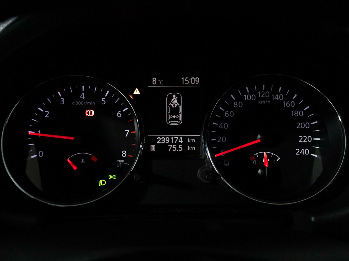 Б/У Ниссан Кашкай+2 2012 года. Фото: #10