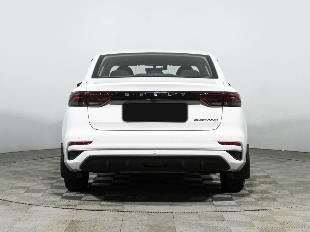 Б/У Джили Эмгранд 2023 года. Фото: #5