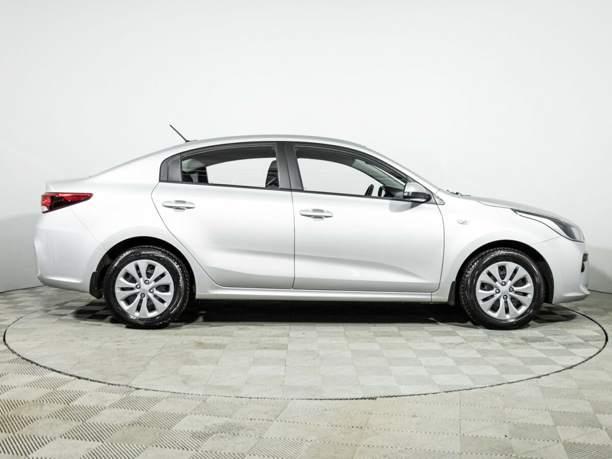 Б/У Киа Рио 2020 года. Фото: #3