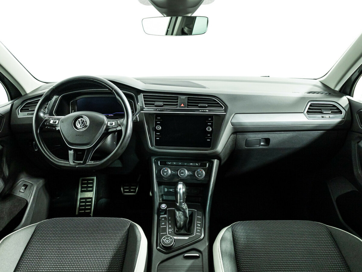 Б/У Фольксваген Тигуан 2019 года. Фото: #12