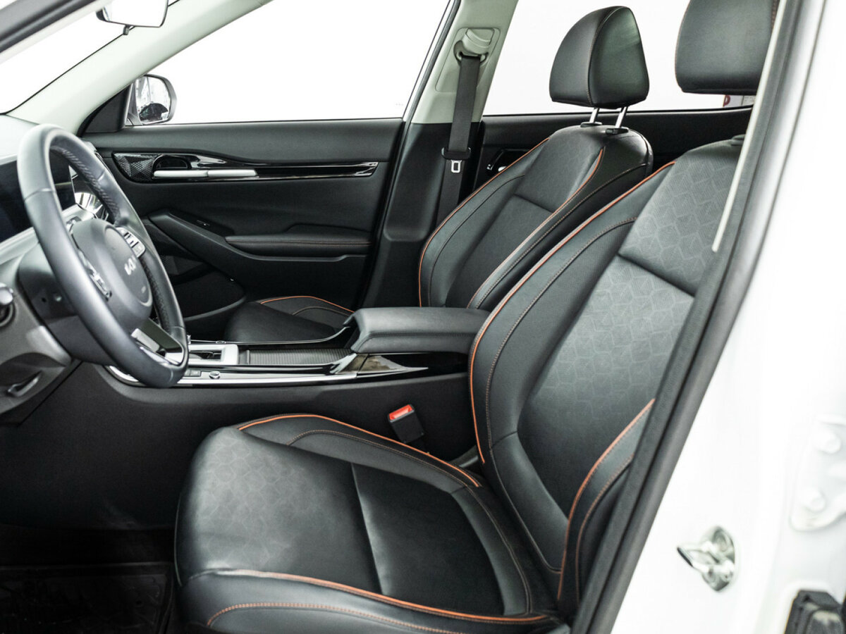 Kia Seltos 2024 года с пробегом. Фото: #15