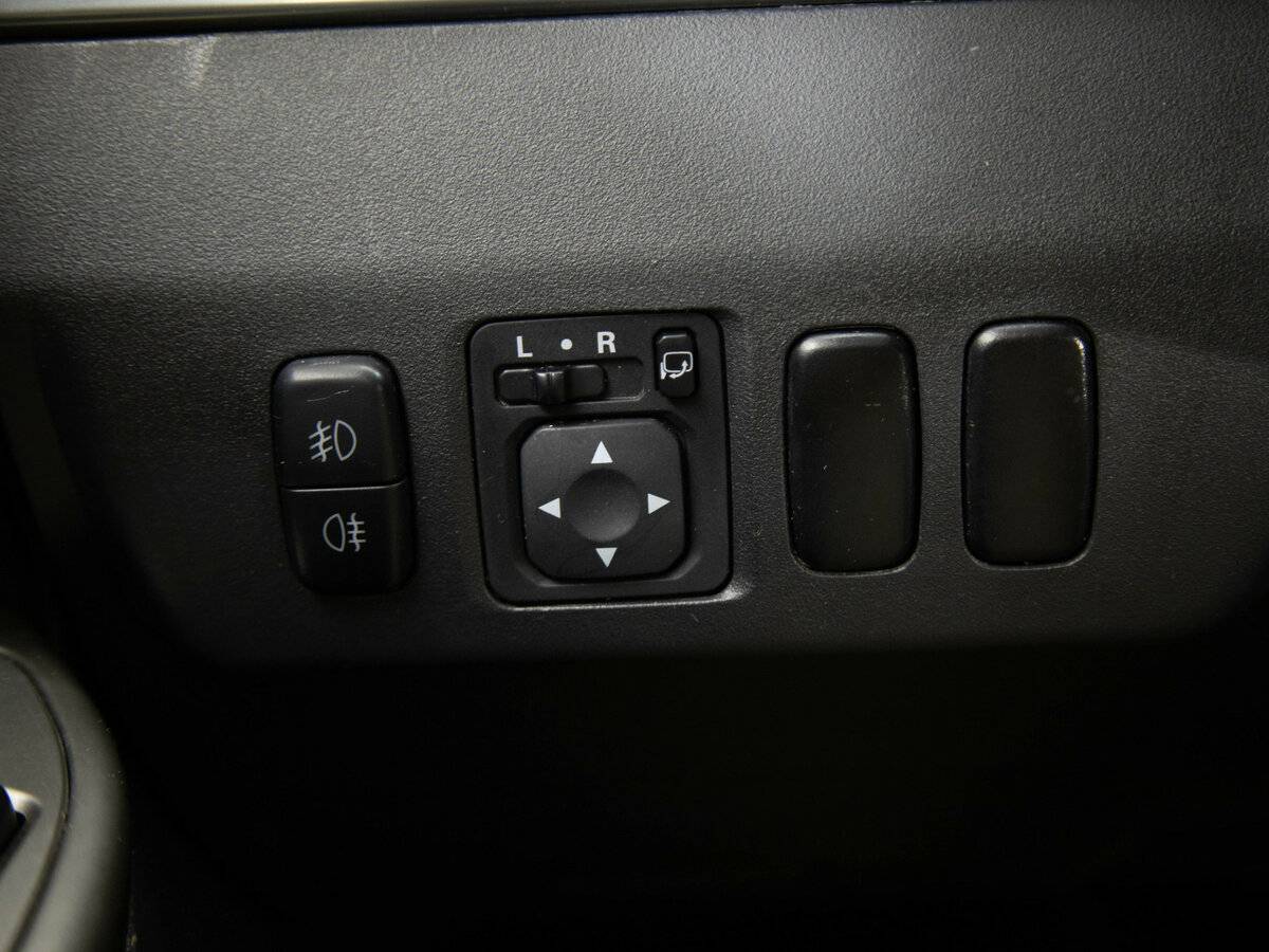 Б/У Митсубиши Паджеро 2013 года. Фото: #14