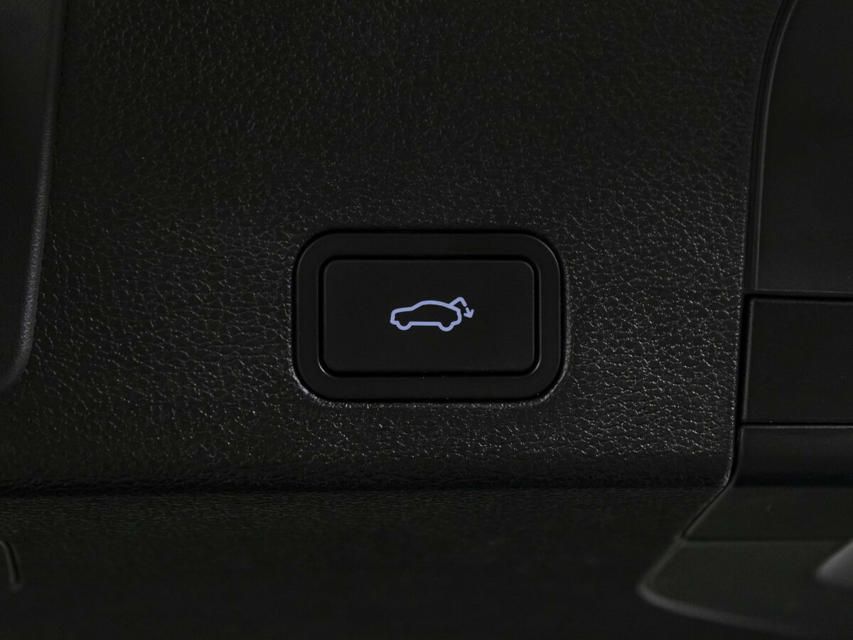 Geely Tugella 2023 года с пробегом. Фото: #17