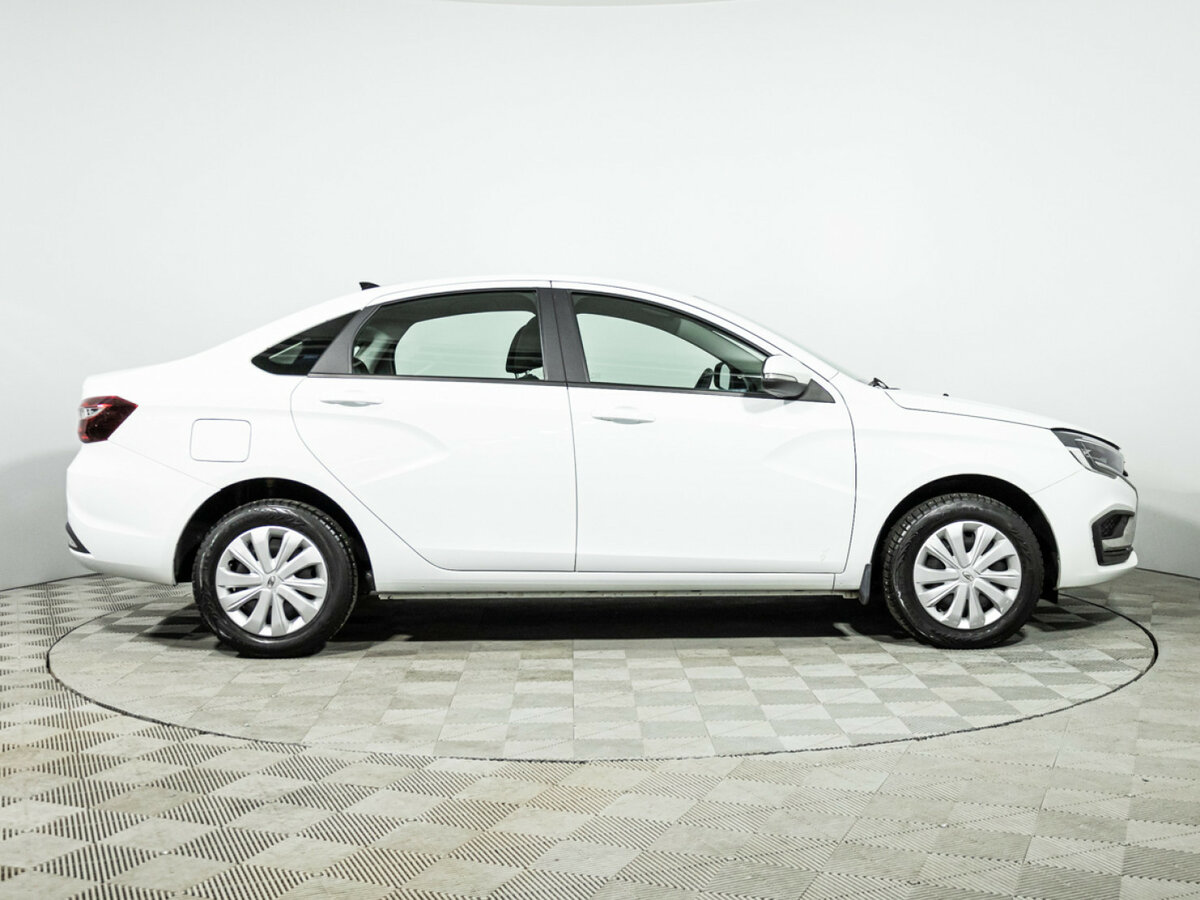 Б/У Лада (ВАЗ) Веста 2023 года. Фото: #3