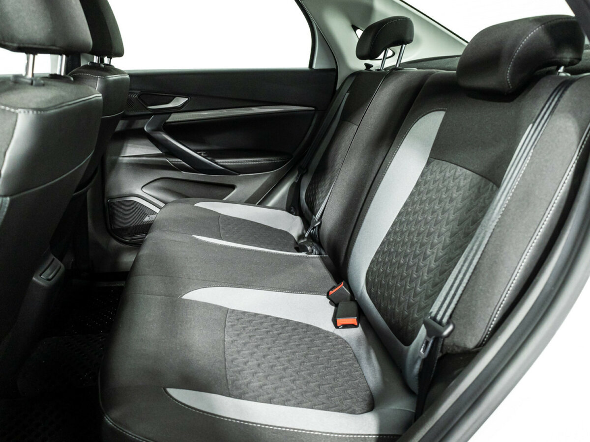 Б/У Лада (ВАЗ) Веста 2023 года. Фото: #9